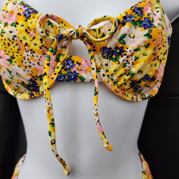 TIME AND TRU Yellow Floral Bikini Set Size: M (8-10) EUC - Picture 9 of 12
